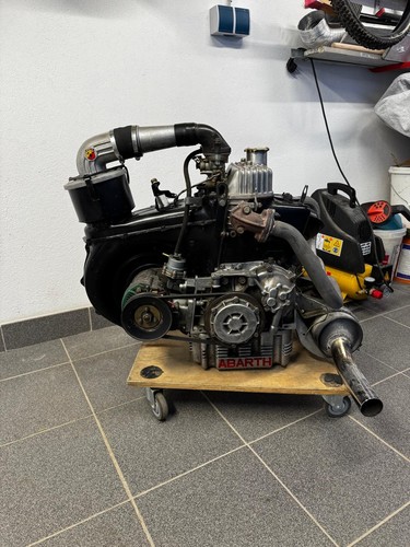 Fiat 500 oldtimer motor - oldtimer,